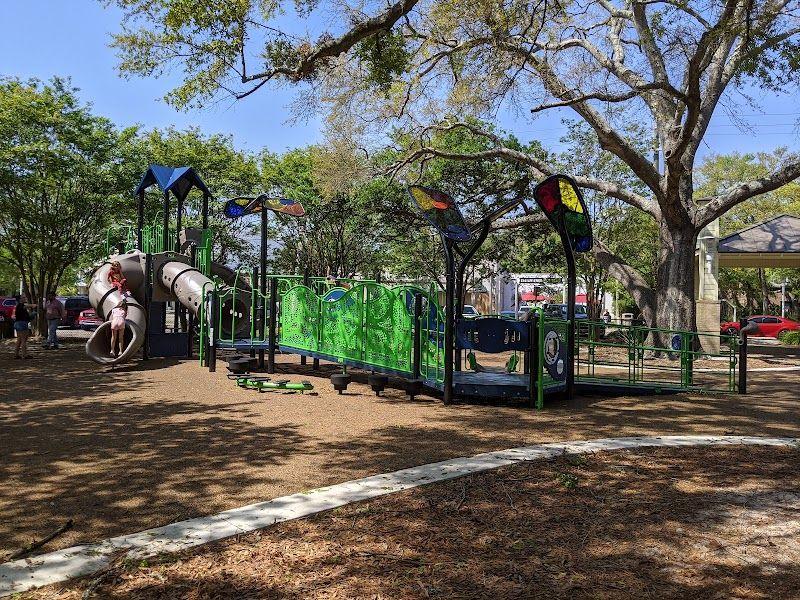 Parking near Fort Walton Beach Landing Park