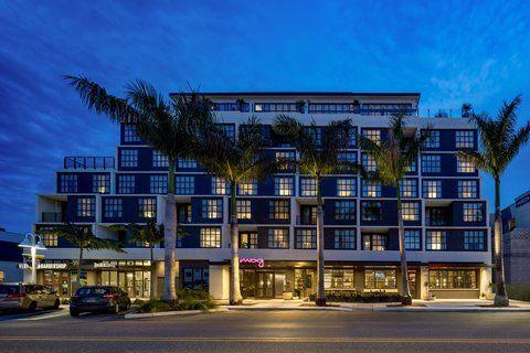 Parking near Moxy St. Petersburg Downtown