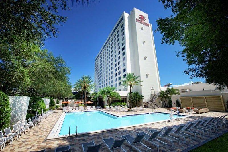 Parking near Hilton St. Petersburg Bayfront