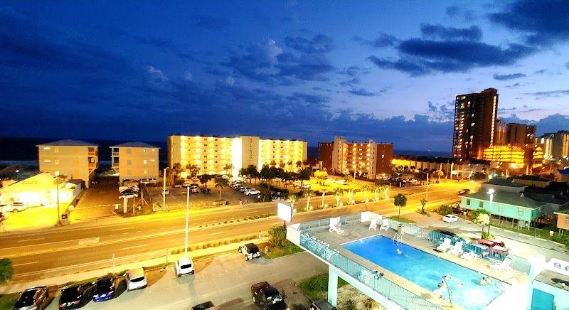 Parking near Beachside Resort Hotel